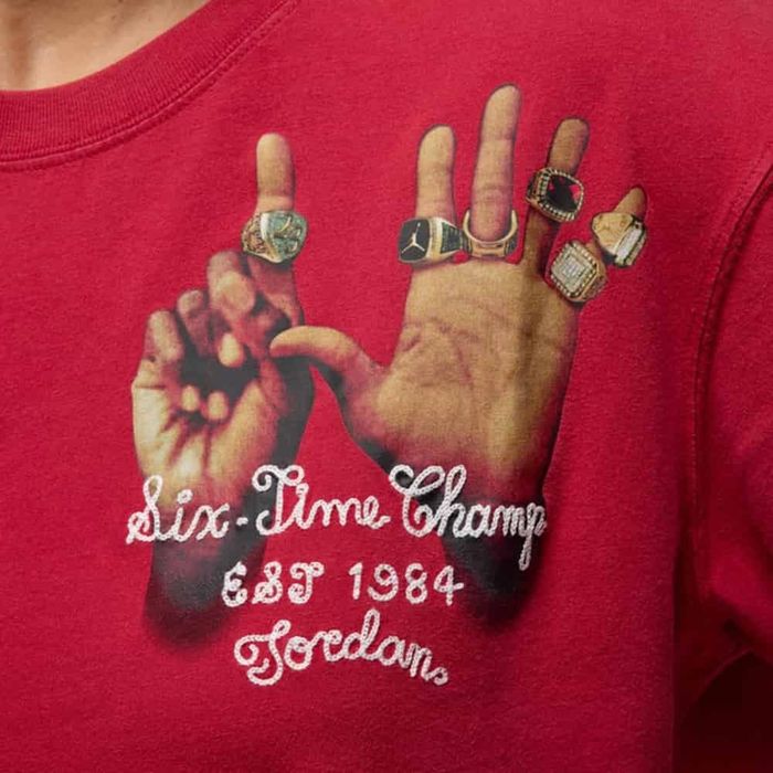 Футболка жіноча Jordan Red T-shirt оригінал HM7275-636