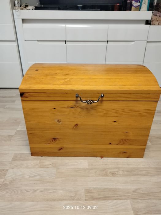 Skrzynia ręcznie robiona