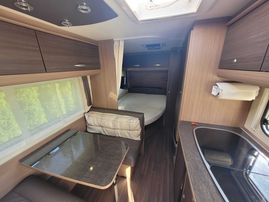 Przyczepa kempingowa Burstner PREMIO 485TK 6 osobowa DMC 1200