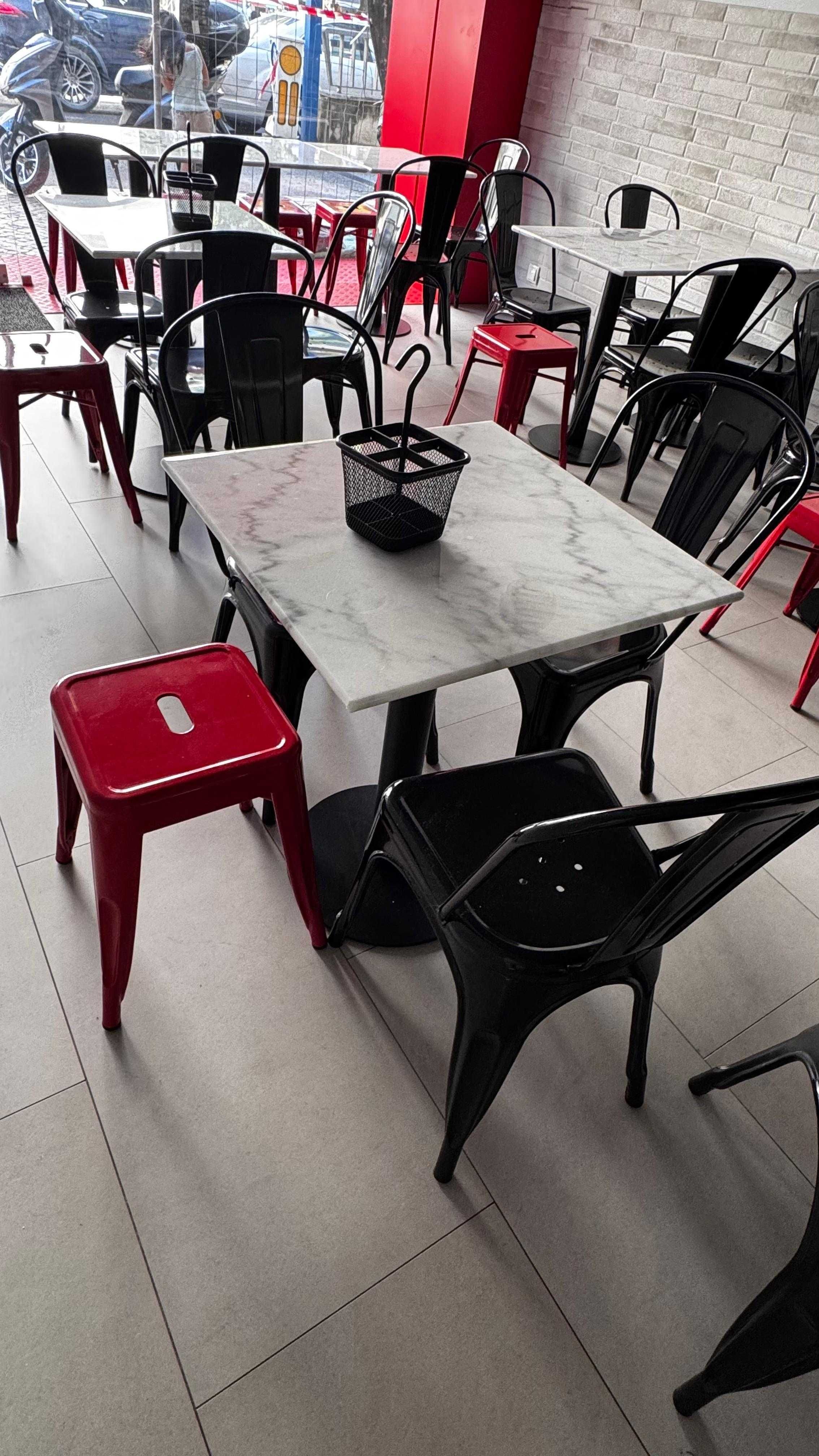 Mesas de Marmore, Cadeiras e Banquetas de aço - PREÇO NA DESCRIÇÃO