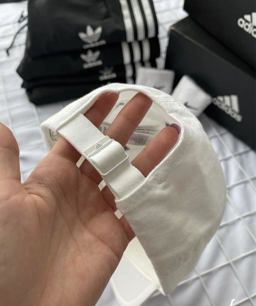 Кепка Adidas нова