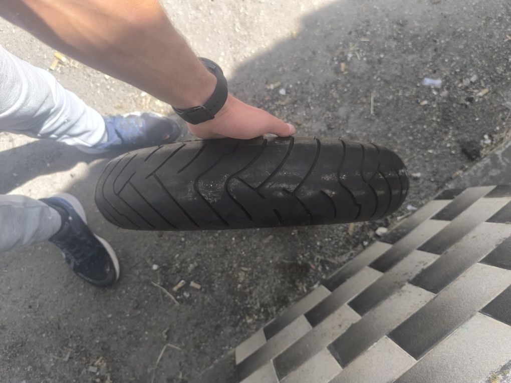 Pneu para moto Usadado em bom estado