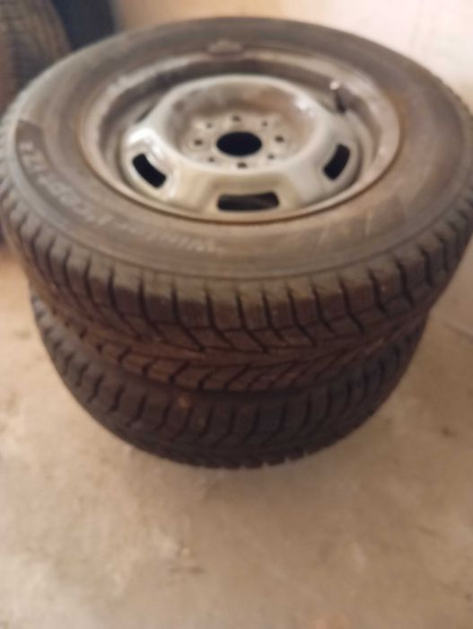 Hankook r13 зимова гума з дисками