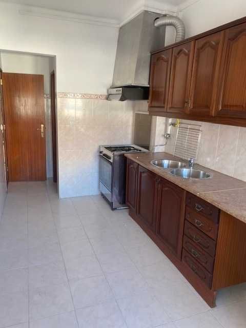 Apartamento T2 Barreiro junto ao Hospital