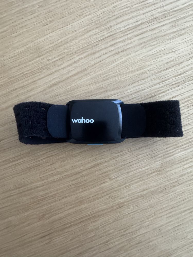 Banda cardíaca Wahoo TICKR Fit como nova
