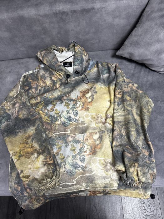 Розбираю гардероб кому цікаво ціни і параметри в особисті