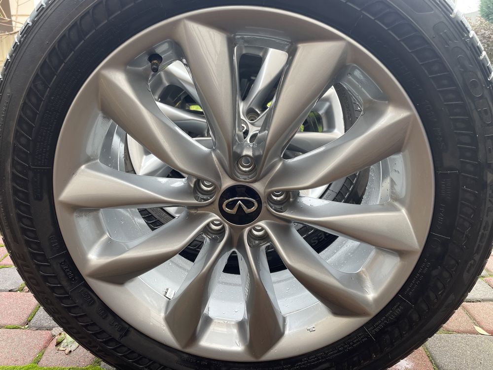 Диски INFINITI R19 c резиной Bridgestone QX50,QX55,Q50,FX35QX70