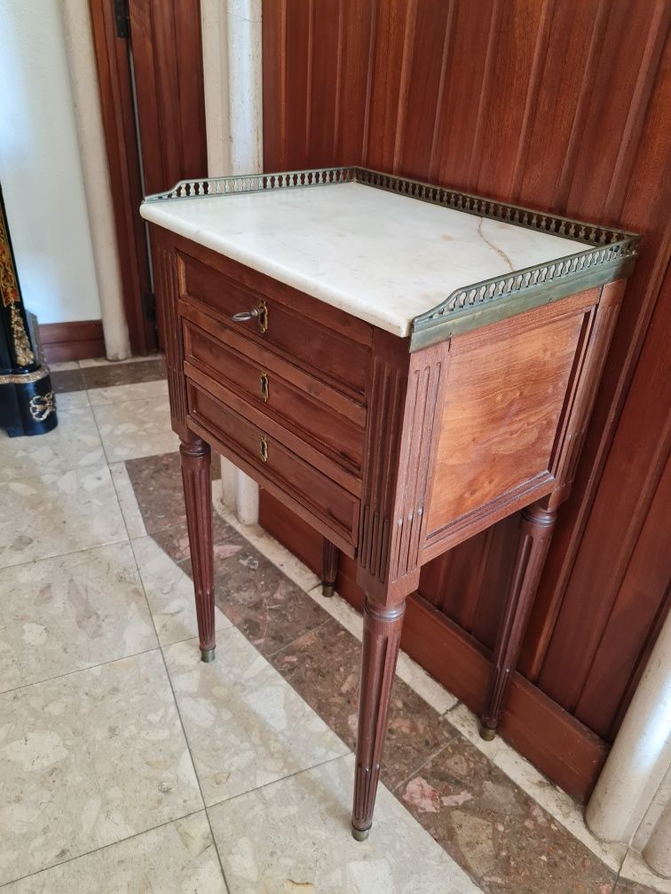 Mesa de apoio Luís XVI séc XIX