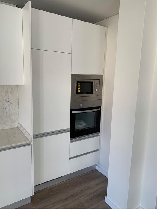 T2+1 rua do Campo Alegre 144