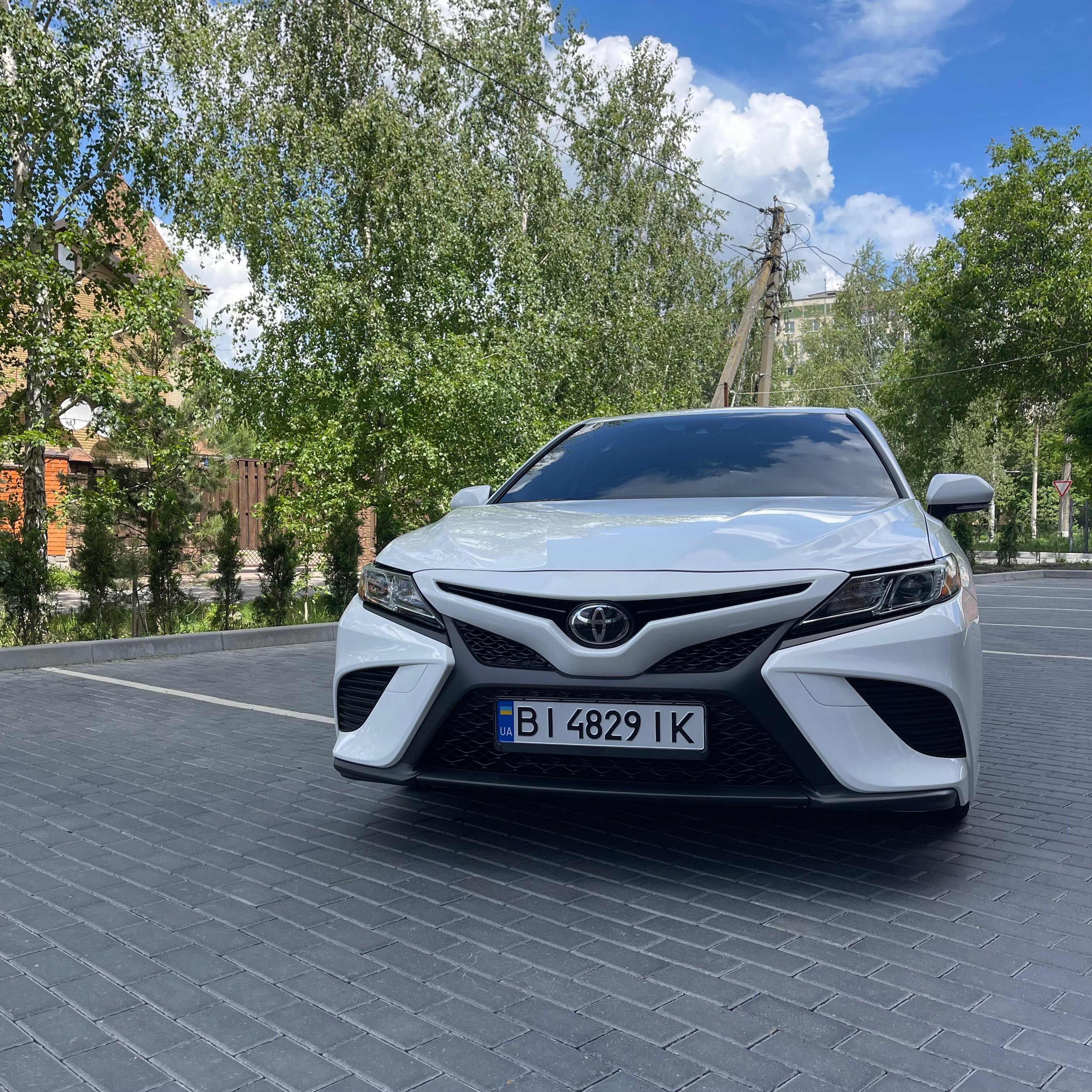 Toyota Camry SE AWD