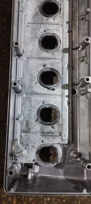 Кришка клапанів, клапанная крышка  Ом 606, 601, м 102, 104, 111 Мерсед