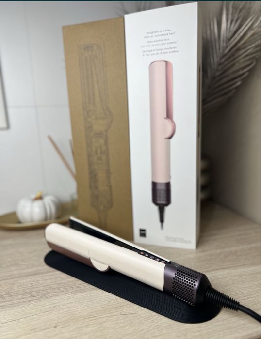 Вирівнювач для волосся Dyson Airstrait HT01 є ОПТ