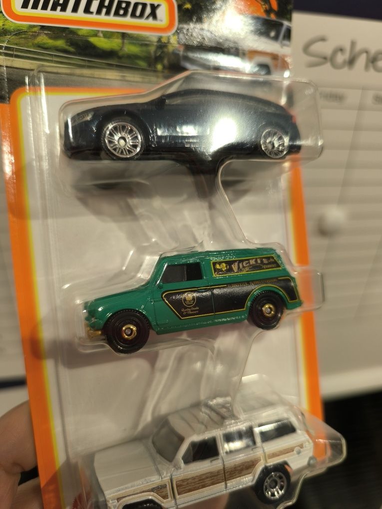 Matchbox resoraki Volvo, Jeep, samochody 3 pak metalowe auta