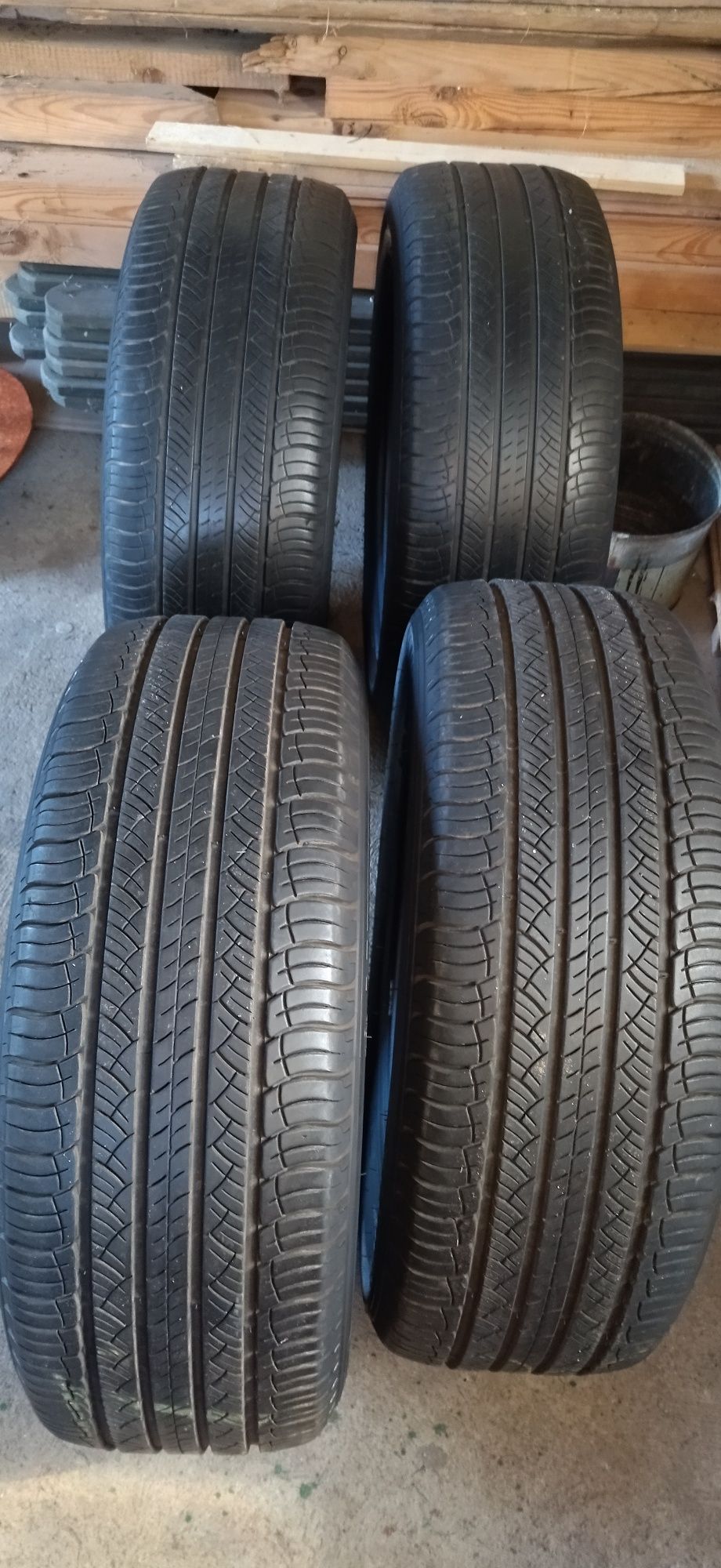 Michelin Latitude HP M+S, kpl.4sztuki    235/55R18 100V