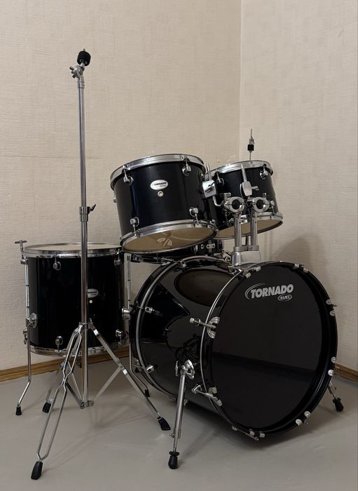 Ударная установка (барабаны) Mapex “Tornado”