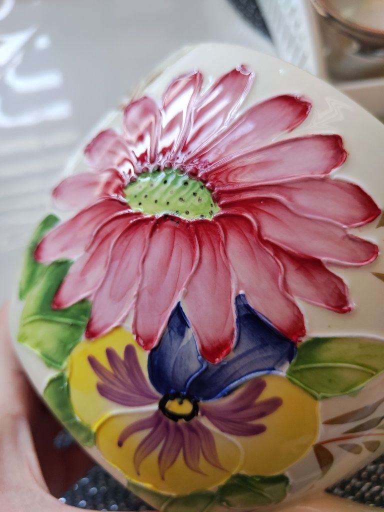 Большой красивый вазон чашка для цветов