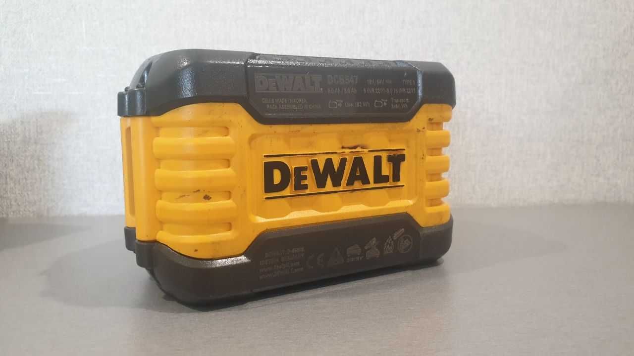 Аккумулятор Dewalt DCB547 9A Flexolt