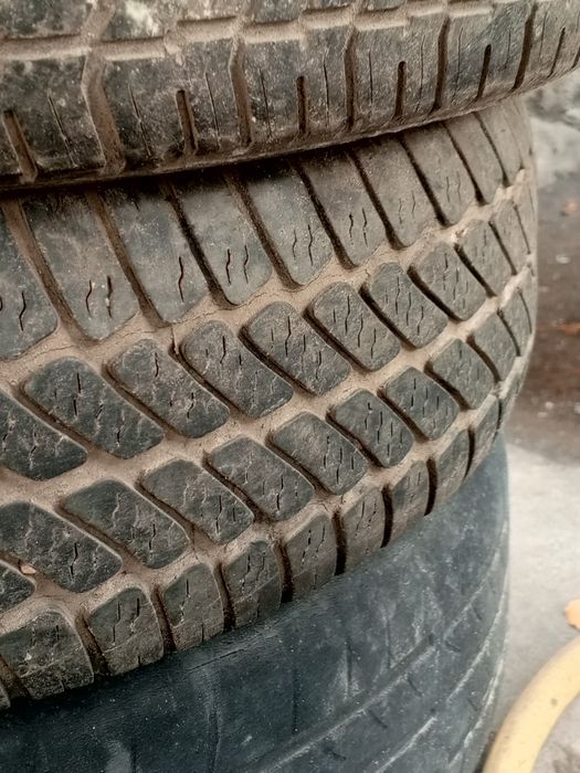 Продам. R13/175/70.