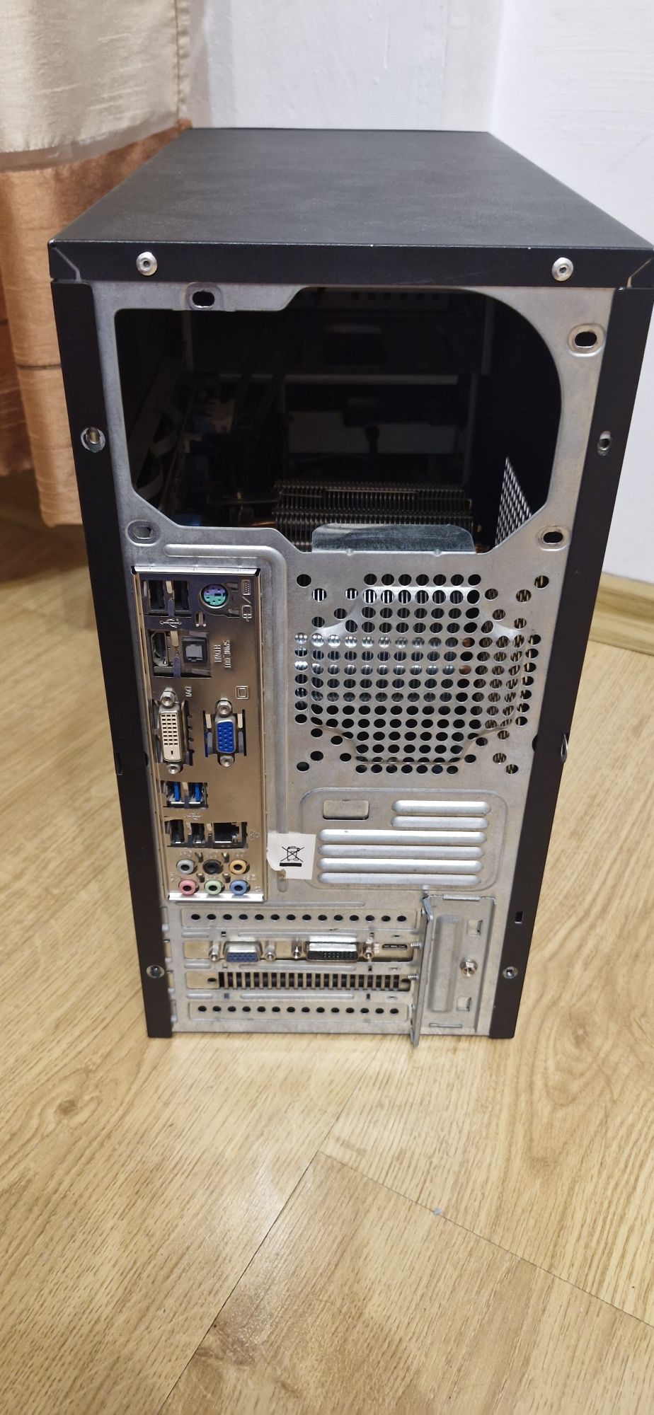 Komputer z procesorem AMD FX-8120 3.1GHz AM3+