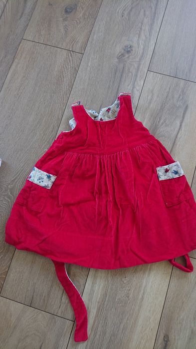 Sukienki dla dziewczynki 86