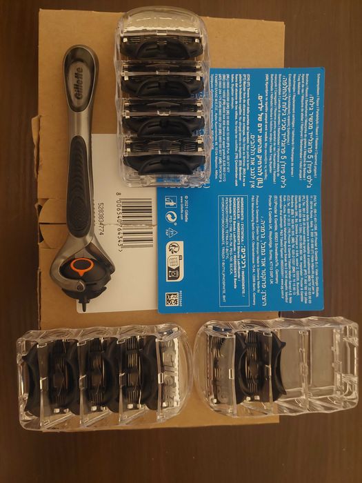 Rączka do golenia Gillette ProGlide i 10 ostrzy wymiennych (Germany)