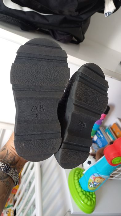 Bota menino Zara 21