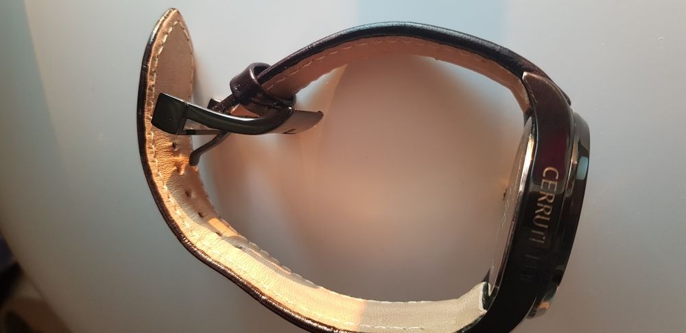 Cerruti 1881 Black Mate