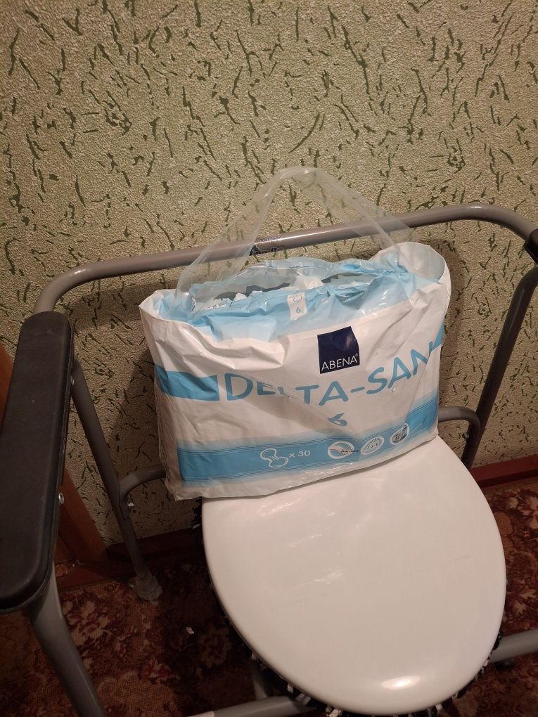 Стілець-туалет б/в
