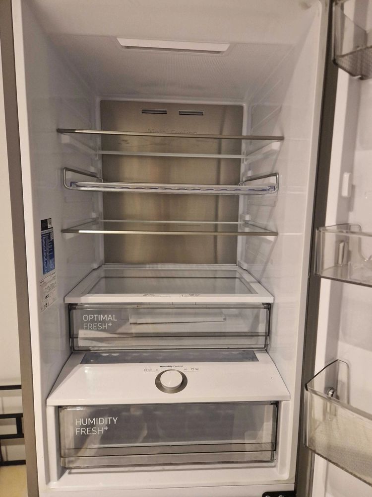 Продам холодильник Samsung RB34T775CB1