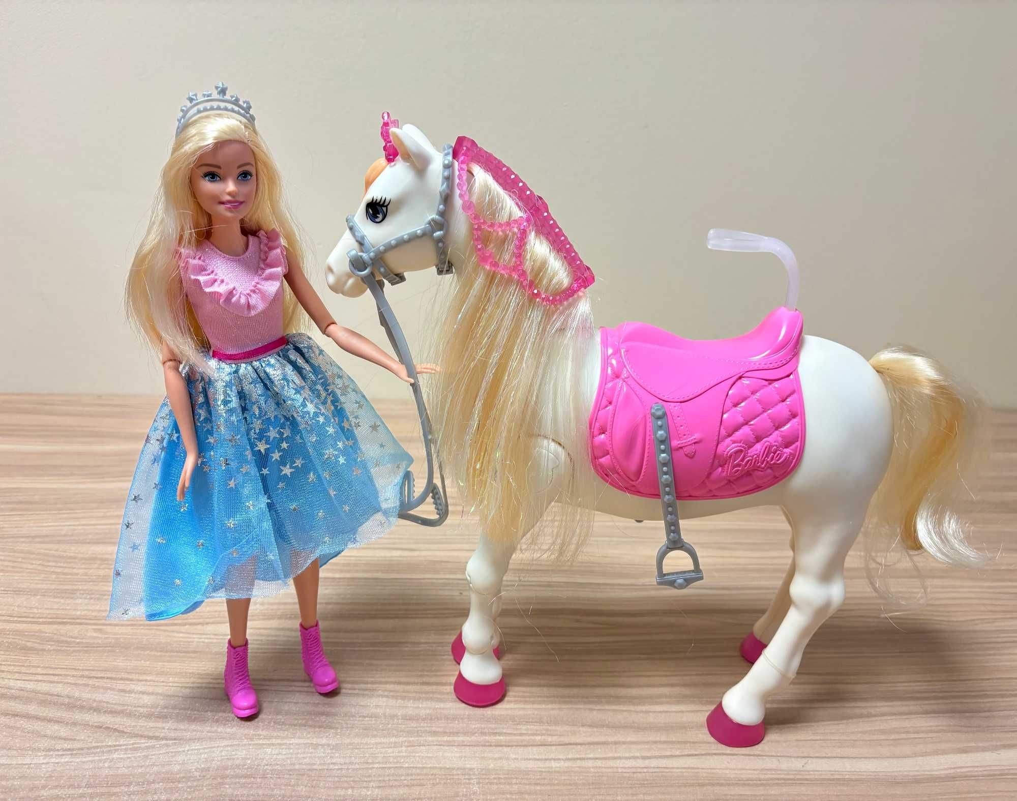 Lalka Barbie Princess  Koń GYK64