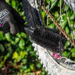 Щётка Muc-Off Two Prong Brush !