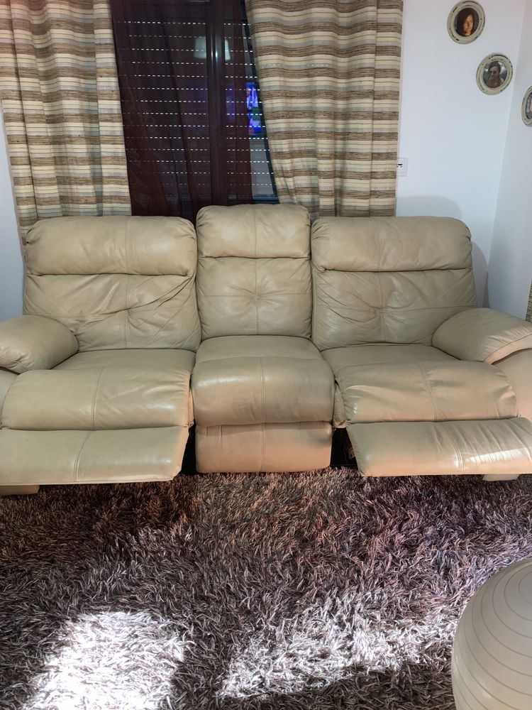 Sofa relex com apoio de pes