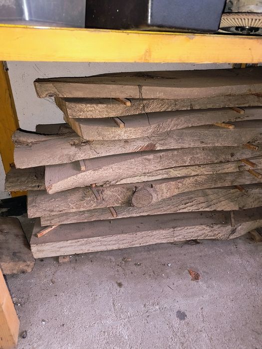 Deski i brusy z orzecha włoskiego