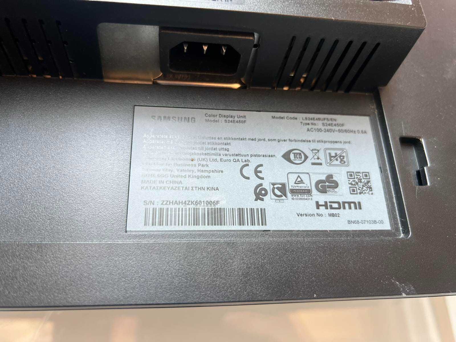 Монітор Samsung S24E450F