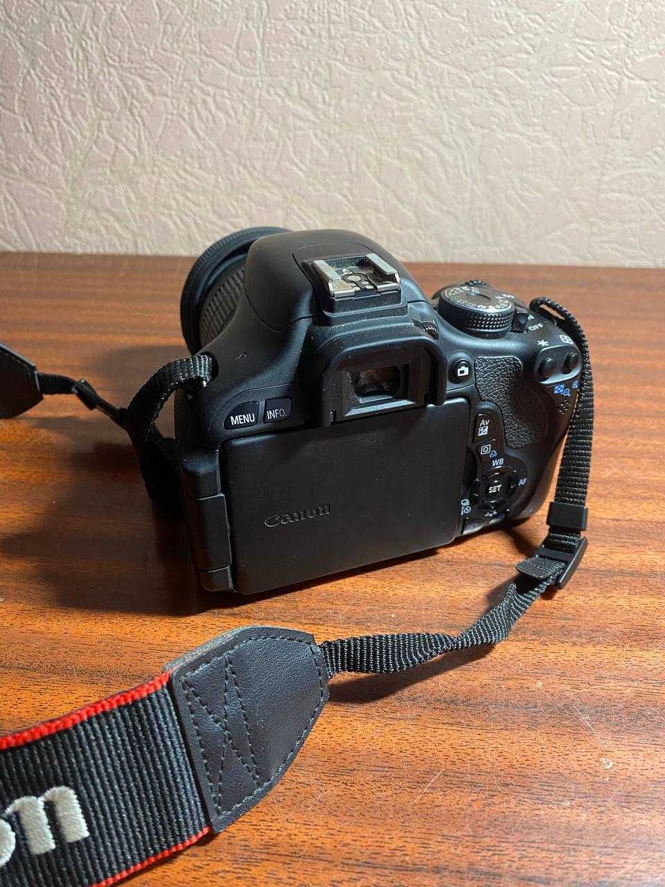 Фотоапарат  Canon 600 D