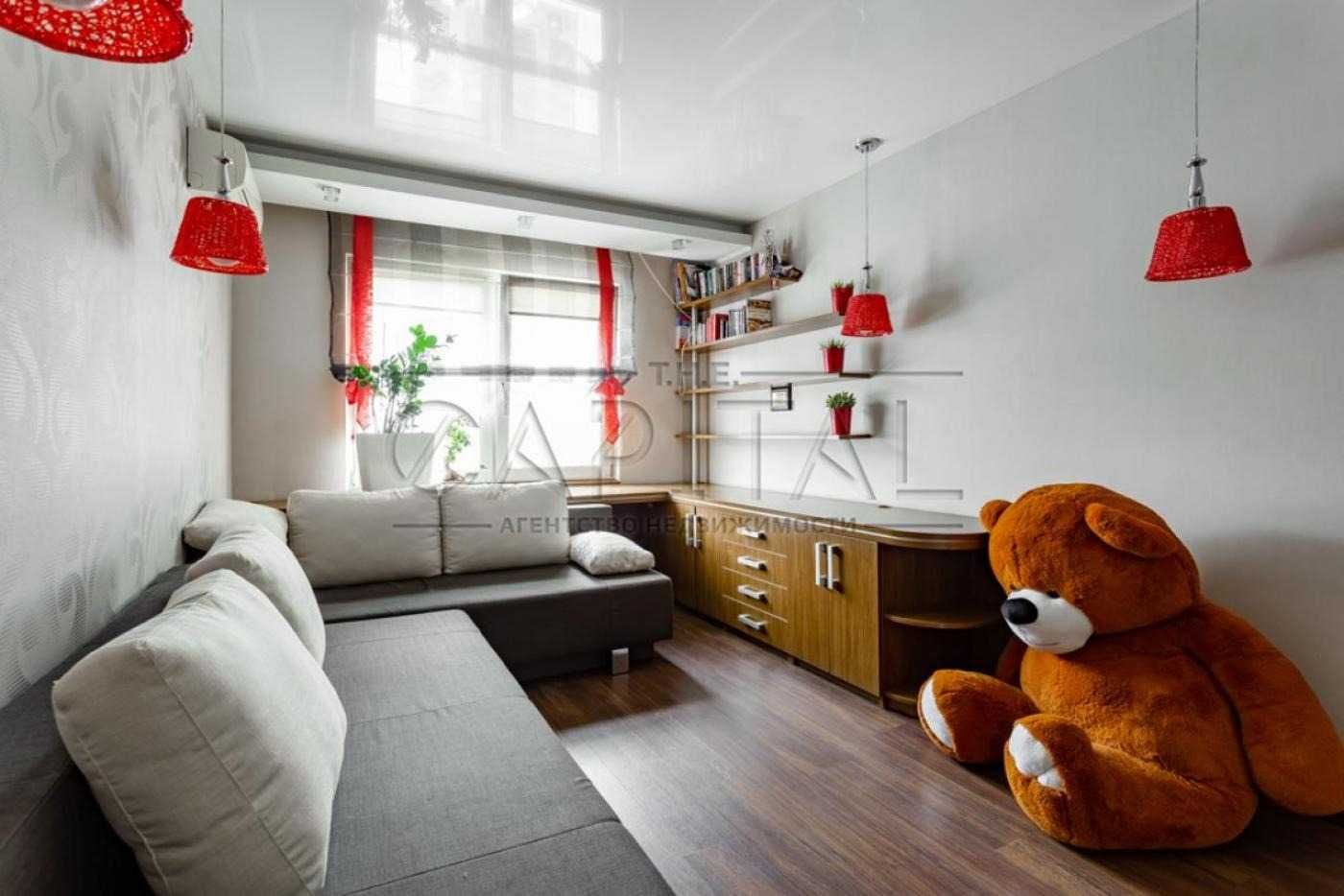 Продаж / Квартира/90,8 м2/Дарницький район/вул. Драгоманова, 1Л