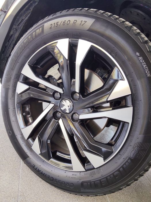Peugeot 2008 1.5 BlueHDi GT Line EAT 6 2021