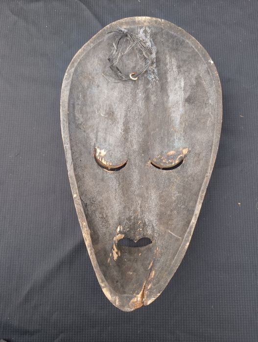 Drewniana afrykańska maska