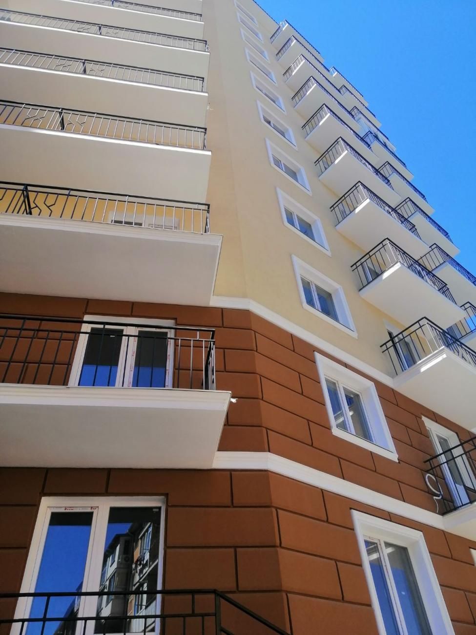Продам 1 комнатную квартиру на Таирова с сданном доме (978-792)