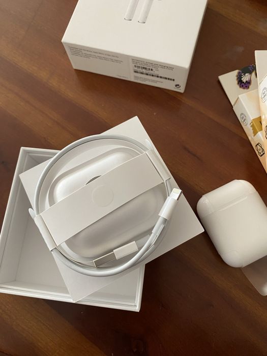 APPLE AirPods 2019 (In Ear - Microfone - Branco)