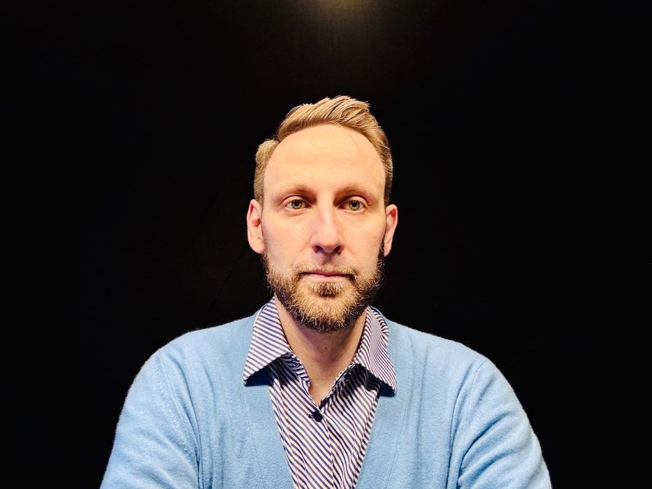 Психолог по травмам. Гипнотерапевт. Карьерный коуч. НЛП-практик.