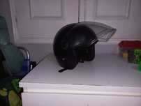 Capacete, ...  L
