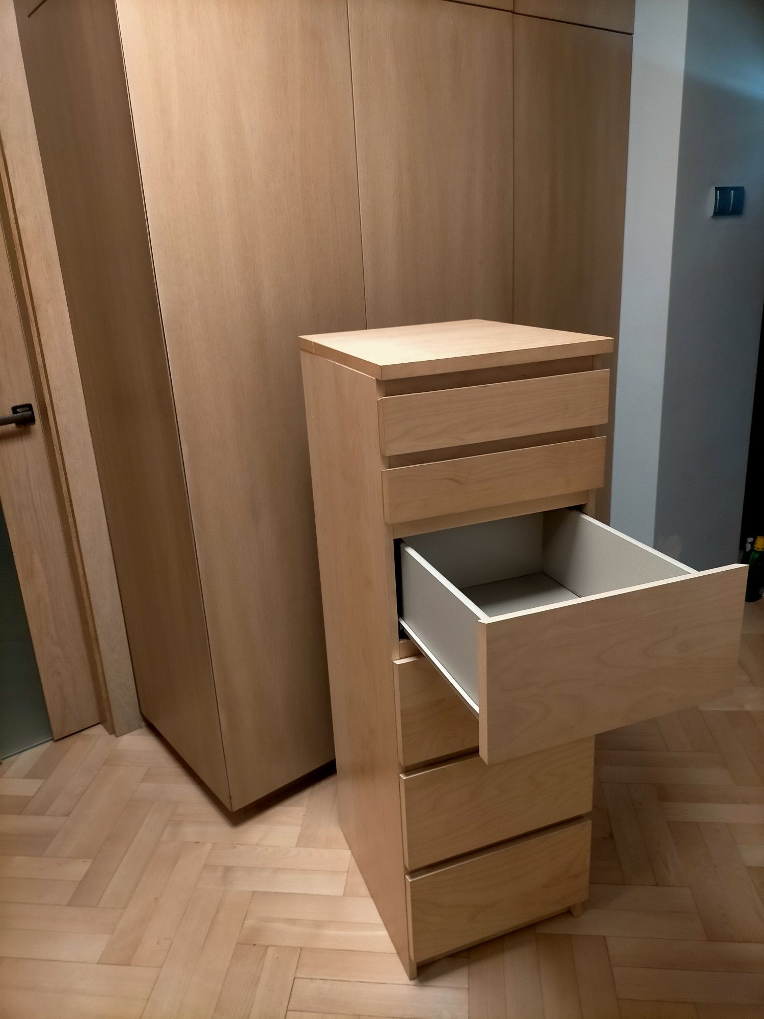 Regał z szufladami IKEA MALM