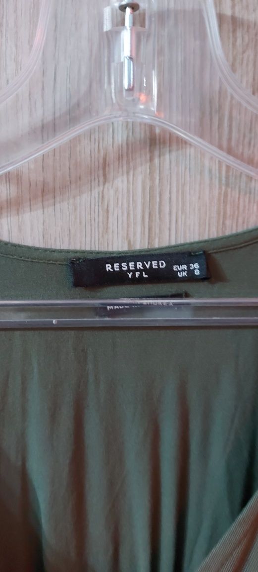 Sukienka Reserved