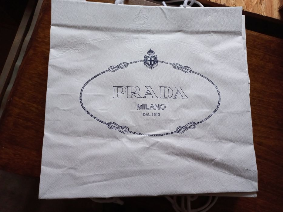 6 Sacos de papel da prada