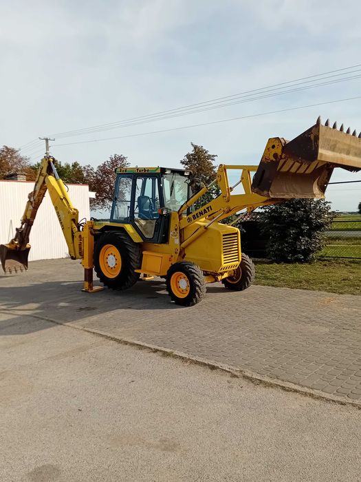 Koparko-ładowarka Fiat nie Jcb cat 4x4 teleskop powershift prywatnie
