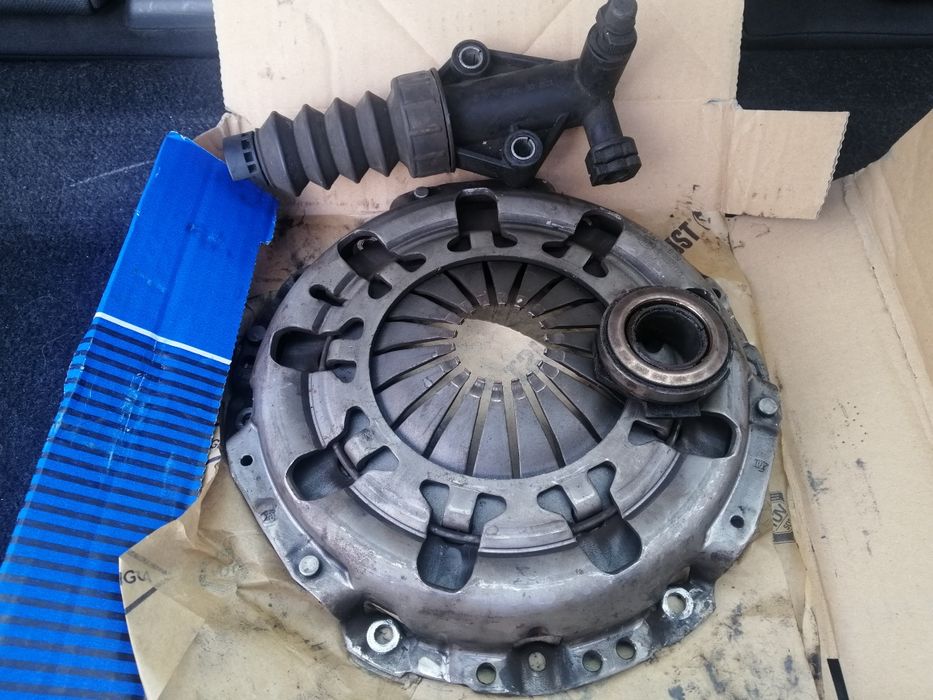 Комплект сцепления, рабочий цилиндр Fiat Punto