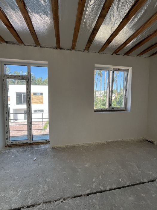 Кутовий таунхаус в Лісовій Бучі