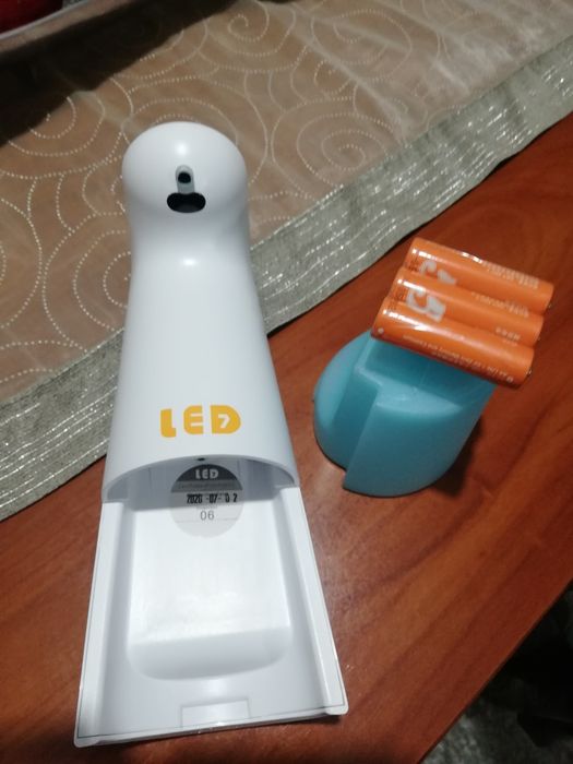 Novo-Doseador eletrónico automático de Álcool/Gel