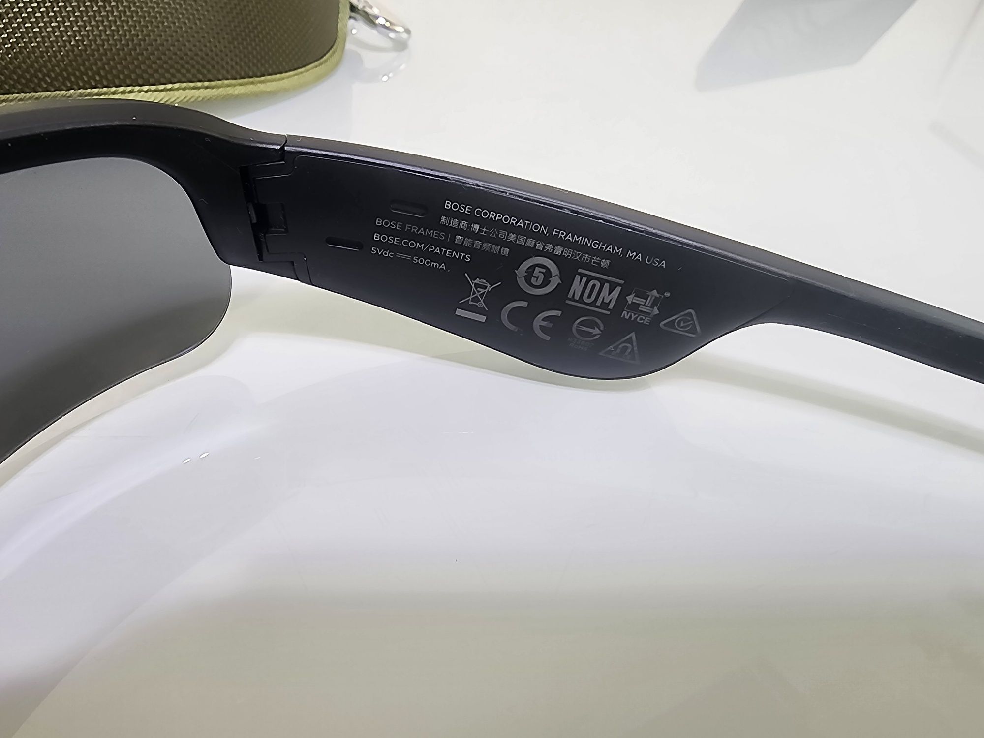 Очки с динамиками Bose Frames Tempo